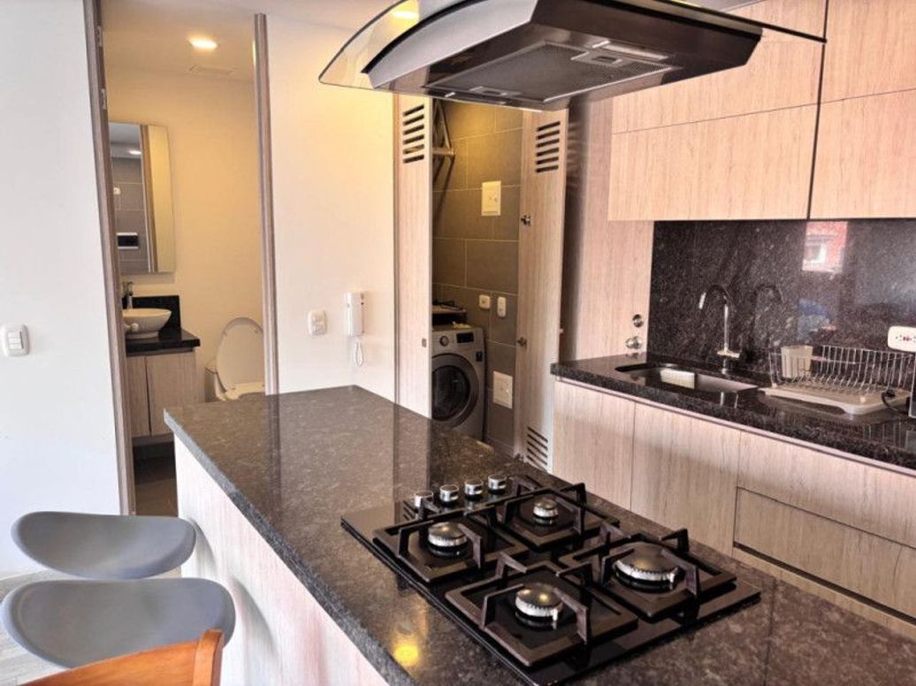 Apartaestudio en venta en Santa Barbara Central, Bogotá, 50 m² · foto 10 de 20