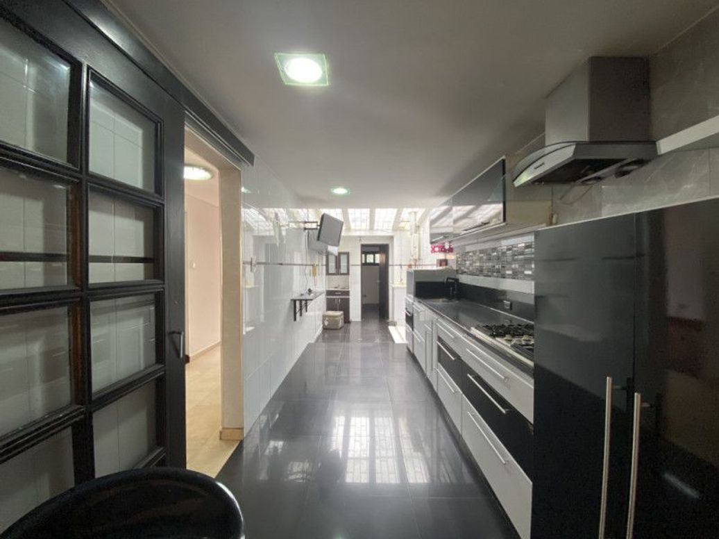 Casa de 3 alcobas en venta en Molinos Norte, Bogotá, 240 m² · foto 10 de 20