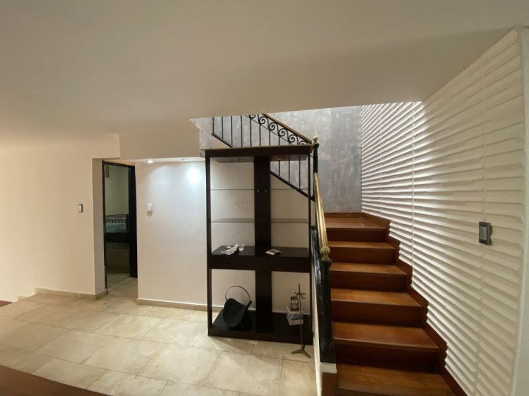 Casa de 3 alcobas en venta en Molinos Norte, Bogotá, 240 m² · foto 11 de 20