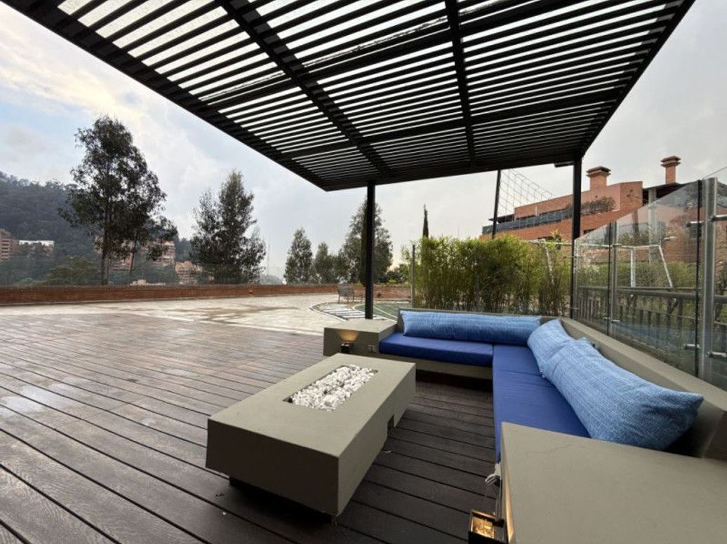 Apartamento de 4 alcobas en venta en El Refugio, Bogotá, 450 m² · foto 15 de 20