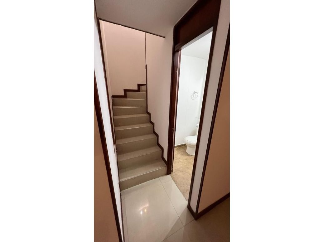 Casa de 3 alcobas en venta en Hayuelos, Bogotá, 87 m² · foto 7 de 19