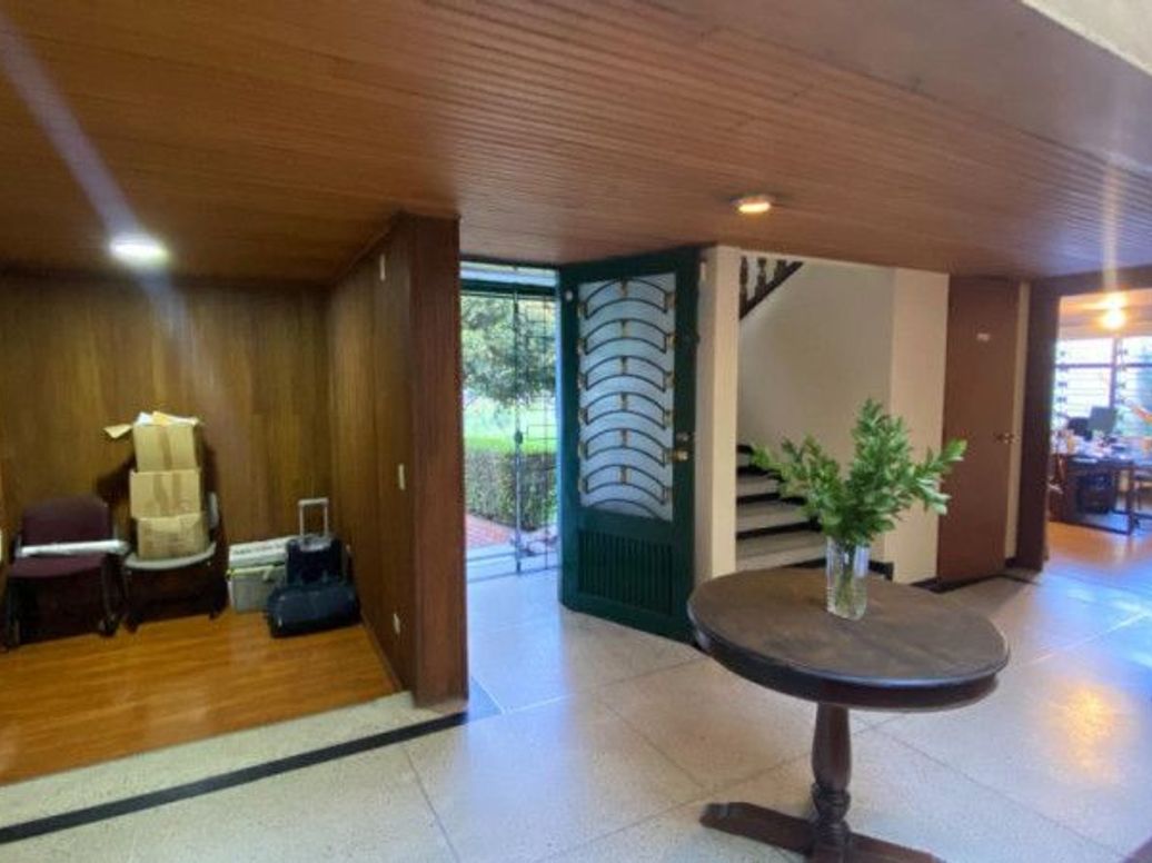 Casa de 4 alcobas en venta en Estoril, Bogotá, 244 m² · foto 6 de 16