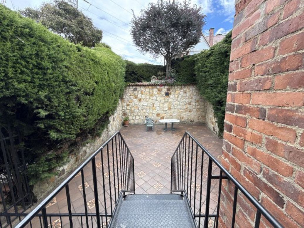 Casa de 5 alcobas en venta en Casa Blanca Suba, Bogotá, 280 m² · foto 2 de 20