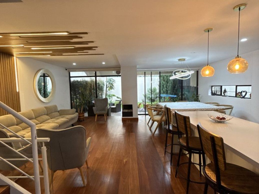 Casa de 3 alcobas en venta en A.S.D., Bogotá, 283 m² · foto 10 de 20