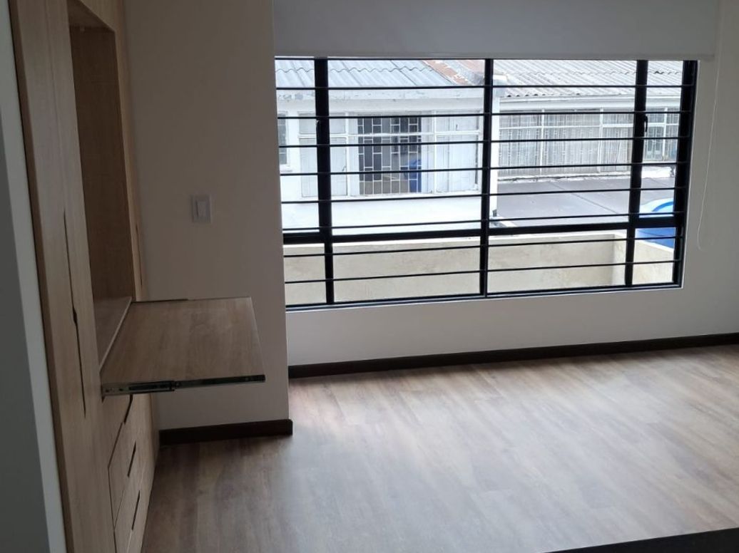 Apartamento de 1 alcoba en venta en Belalcázar, Bogotá, 30 m² · foto 5 de 9