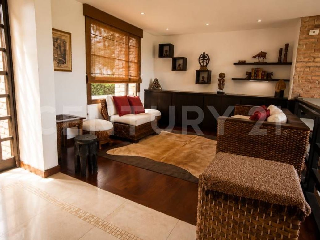 Casa de 3 alcobas en venta en San José De Bavaria, Bogotá, 350 m² · foto 10 de 20
