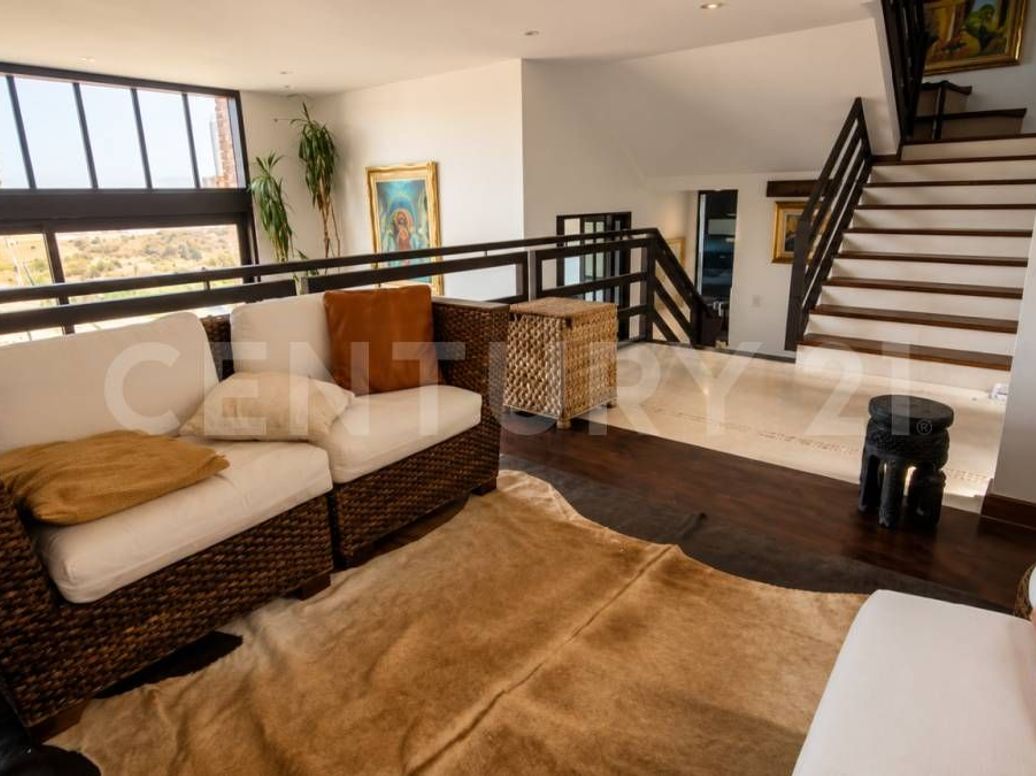 Casa de 3 alcobas en venta en San José De Bavaria, Bogotá, 350 m² · foto 11 de 20