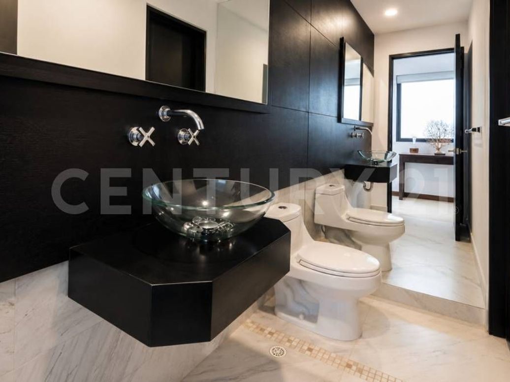 Casa de 3 alcobas en venta en San José De Bavaria, Bogotá, 350 m² · foto 7 de 20