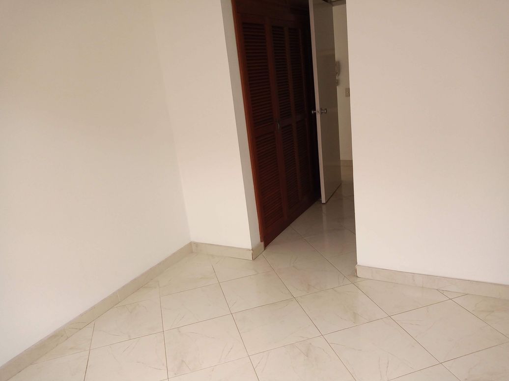 Apartamento de 3 alcobas en venta en Ub. El Cortijo, Bogotá, 65 m² · foto 13 de 20