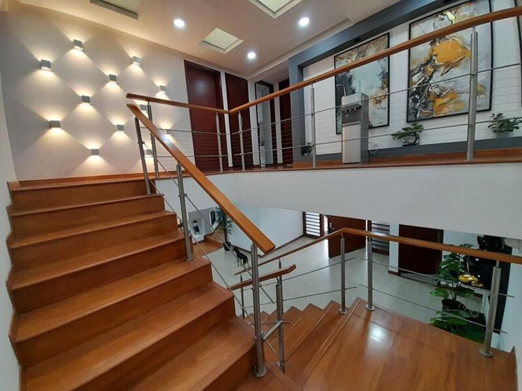 Casa de 6 alcobas en venta en Molinos Norte, Bogotá, 651 m² · foto 18 de 20