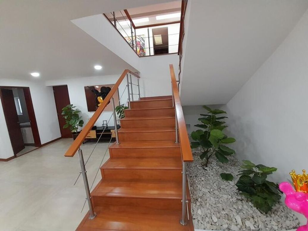 Casa de 6 alcobas en venta en Molinos Norte, Bogotá, 651 m² · foto 17 de 20