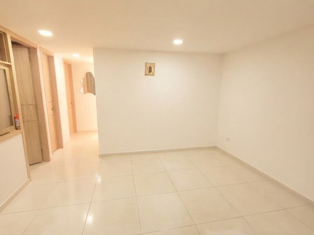 Apartamento de 3 alcobas en venta en Paris, Bogotá, 58 m² · foto 2 de 7