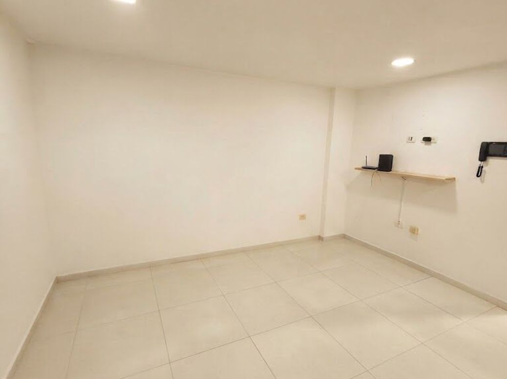Apartamento de 3 alcobas en venta en Paris, Bogotá, 58 m² · foto 3 de 7