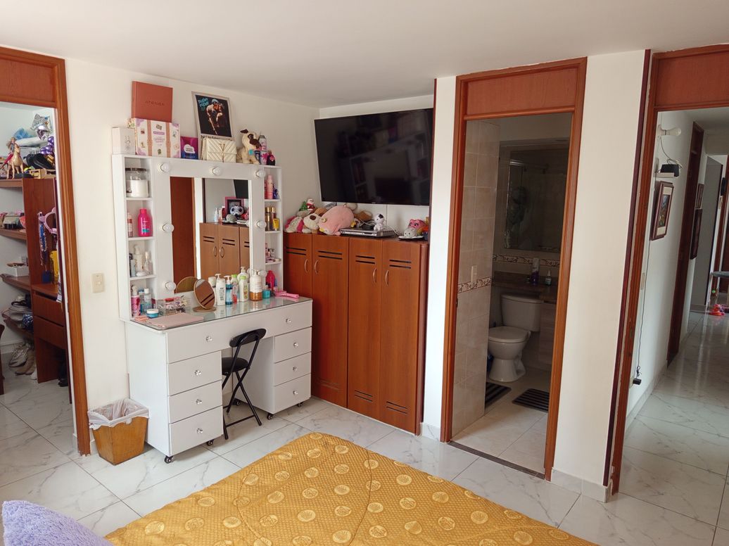 Apartamento de 3 alcobas en venta en El Dorado, Bogotá, 96 m² · foto 9 de 20