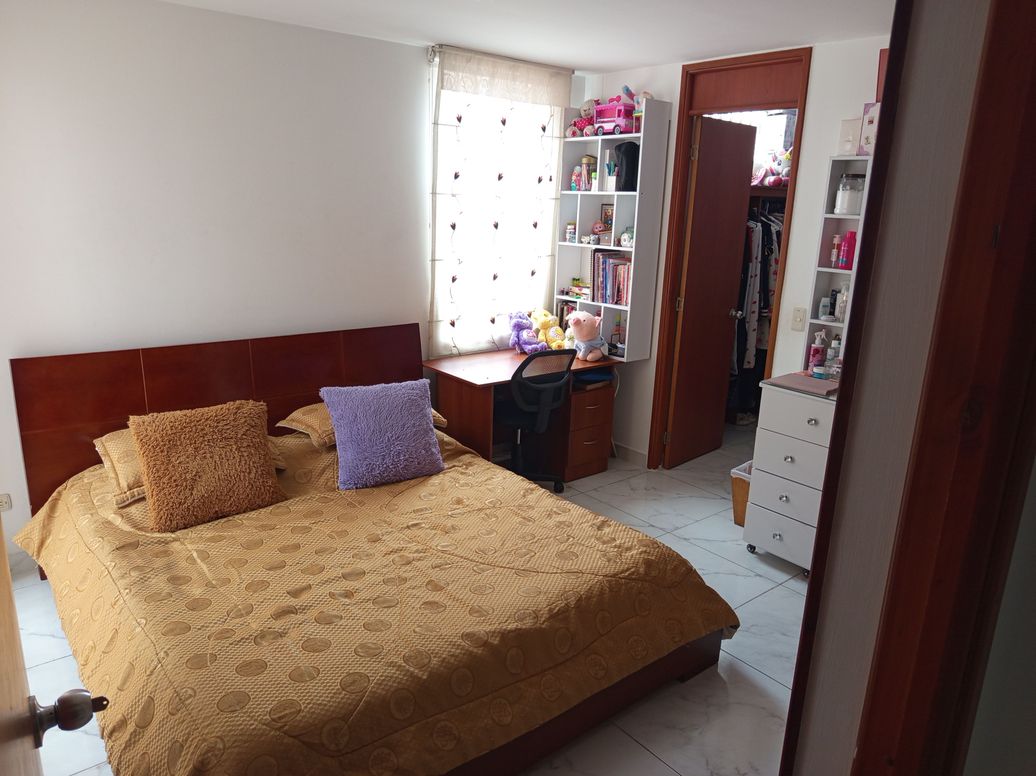 Apartamento de 3 alcobas en venta en El Dorado, Bogotá, 96 m² · foto 8 de 20