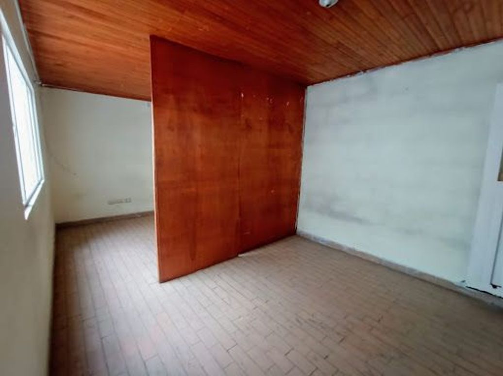 Casa de 5 alcobas en venta en Aures, Bogotá, 260 m² · foto 7 de 20