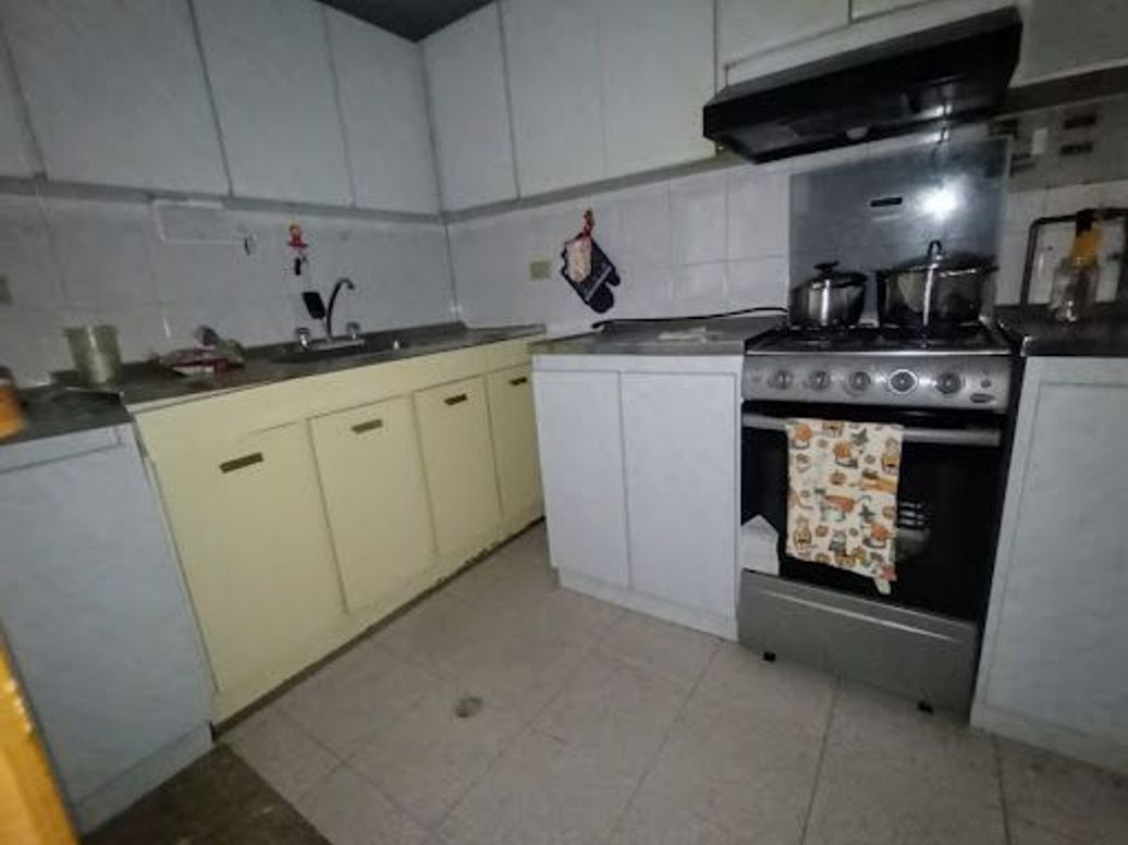 Casa de 5 alcobas en venta en Aures, Bogotá, 260 m² · foto 15 de 20