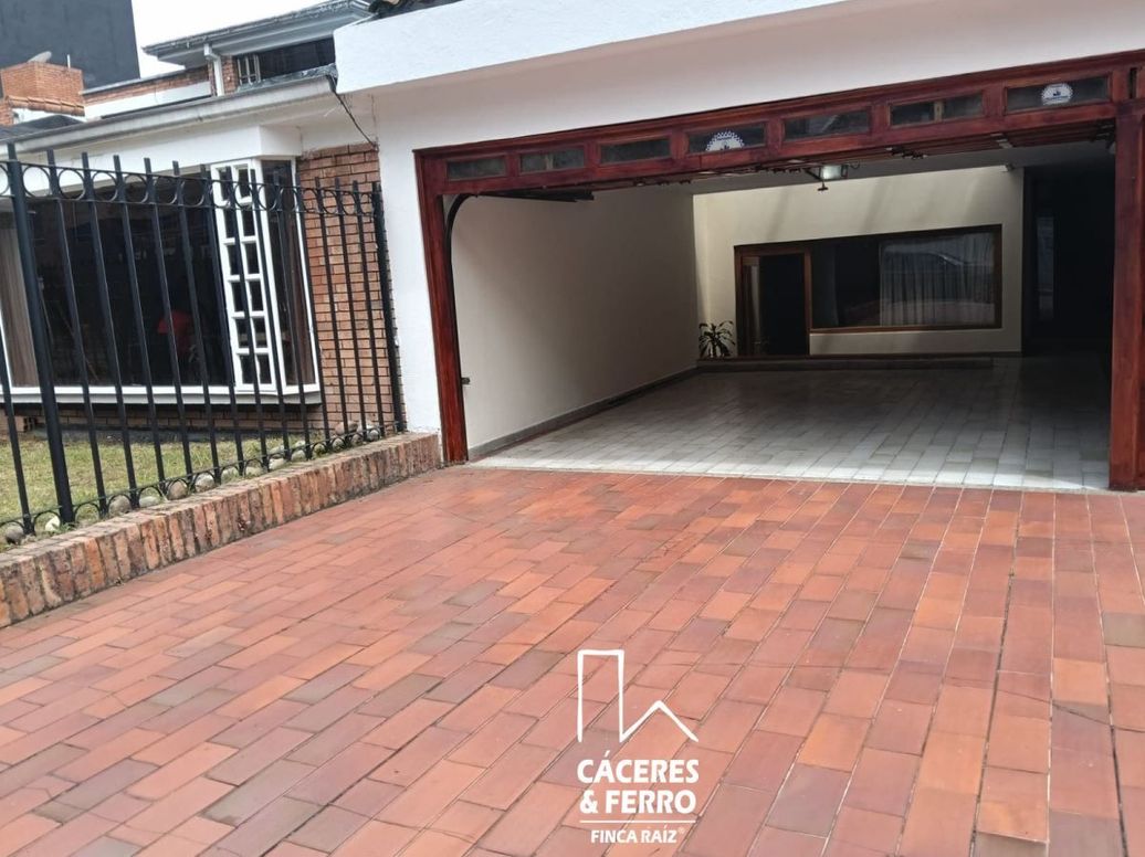 Casa de 5 alcobas en venta en Cedritos, Bogotá, 650 m² · foto 15 de 16