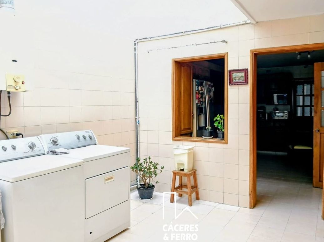 Casa de 5 alcobas en venta en Cedritos, Bogotá, 650 m² · foto 13 de 16