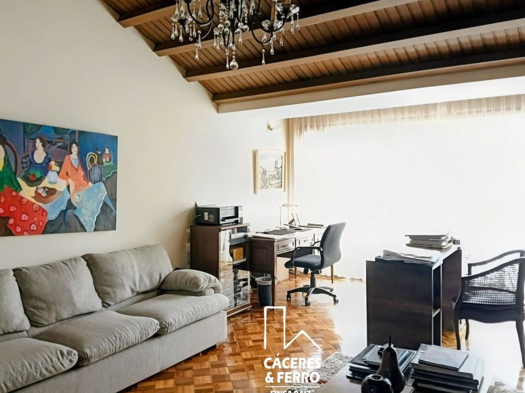 Casa de 5 alcobas en venta en Cedritos, Bogotá, 650 m² · foto 6 de 16