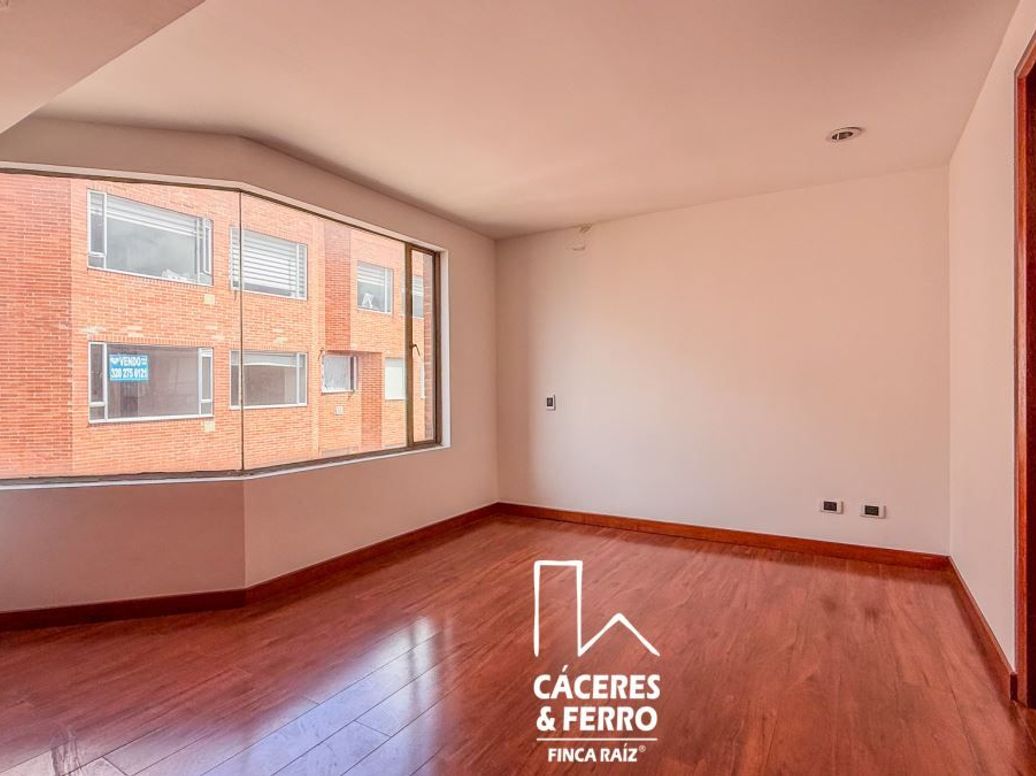 Apartamento de 5 alcobas en venta en Santa Barbara Oriental, Bogotá, 340 m² · foto 9 de 20