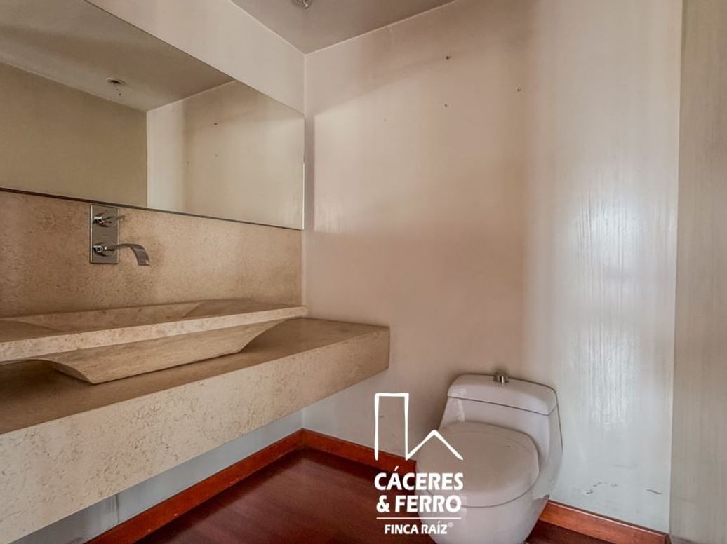 Apartamento de 5 alcobas en venta en Santa Barbara Oriental, Bogotá, 340 m² · foto 15 de 20