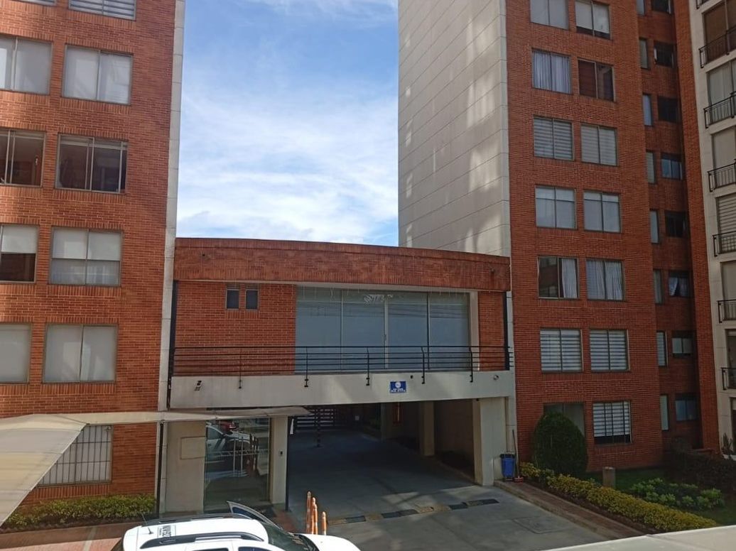 Apartamento de 3 alcobas en venta en Mazurén, Bogotá, 90 m² · foto 4 de 20
