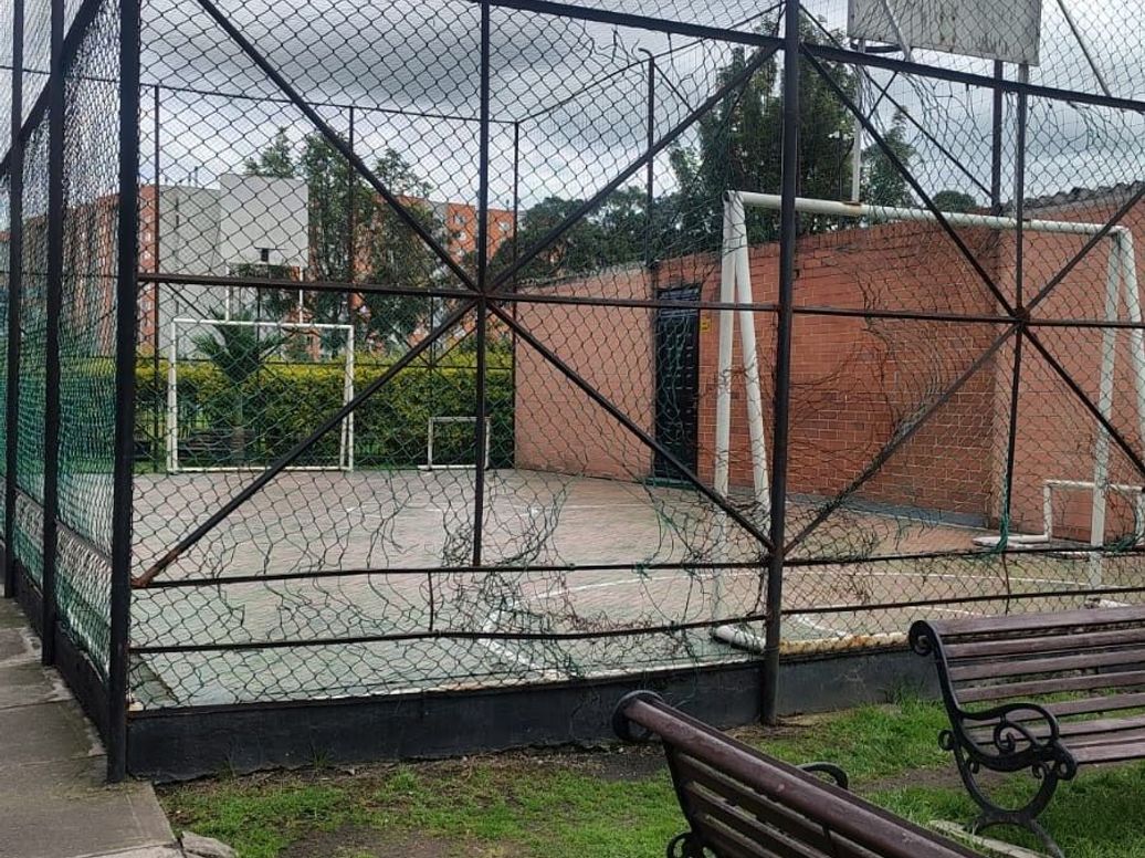 Apartamento de 2 alcobas en venta en Campo Alegre, Bogotá, 47 m² · foto 15 de 19