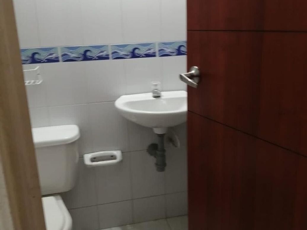 Apartamento de 3 alcobas en venta en Campo Alegre, Bogotá, 42 m² · foto 12 de 12
