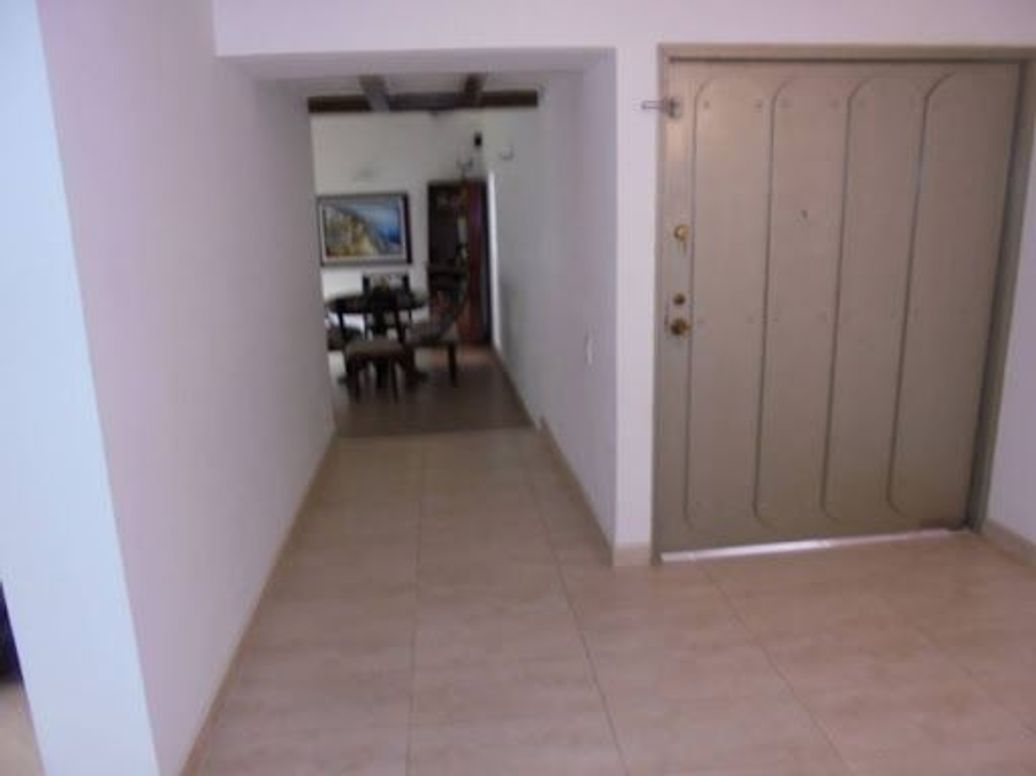 Casa de 3 alcobas en venta en Alhambra, Bogotá, 315 m² · foto 5 de 20