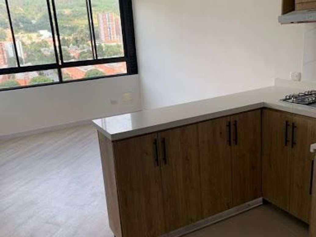 Apartamento de 2 alcobas en venta en El Redil, Bogotá, 40 m² · foto 2 de 13