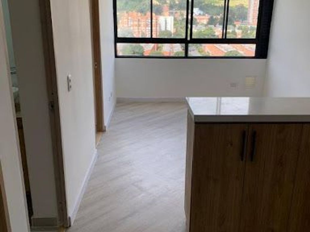 Apartamento de 2 alcobas en venta en El Redil, Bogotá, 40 m² · foto 3 de 13