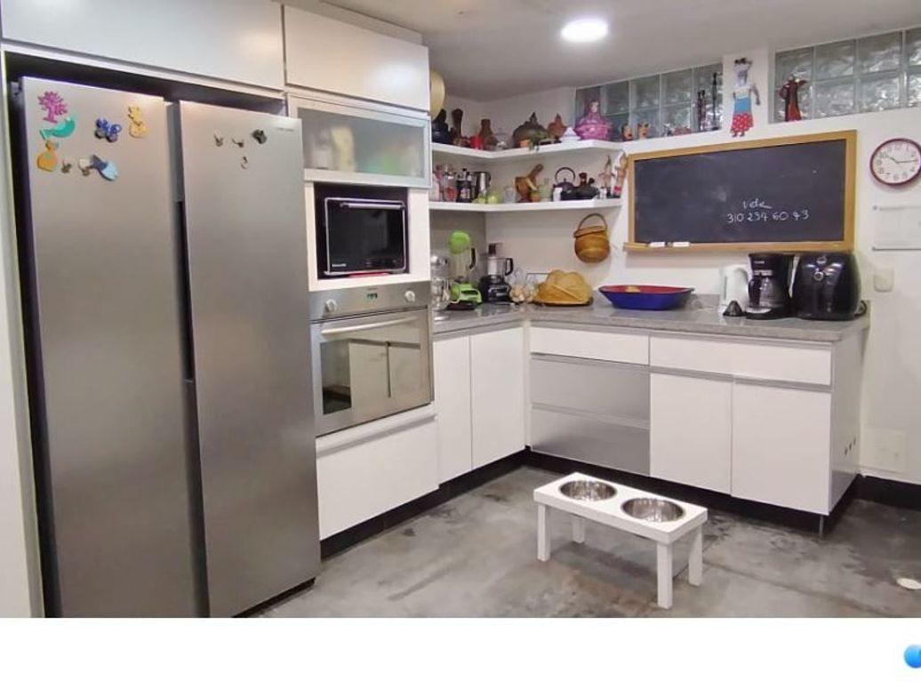 Casa de 4 alcobas en venta en Niza, Bogotá, 295 m² · foto 11 de 20