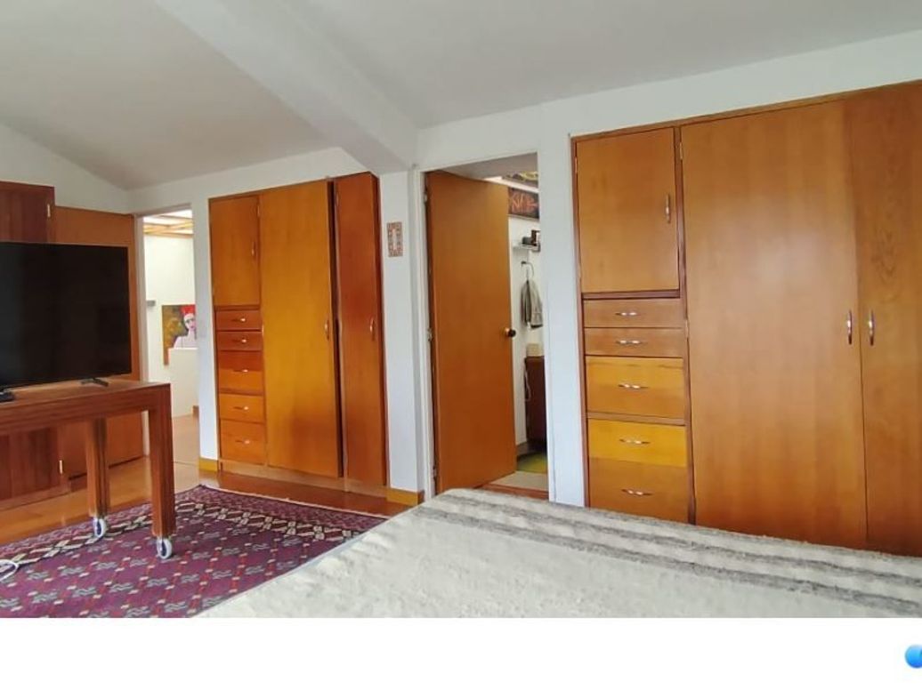 Casa de 4 alcobas en venta en Niza, Bogotá, 295 m² · foto 9 de 20
