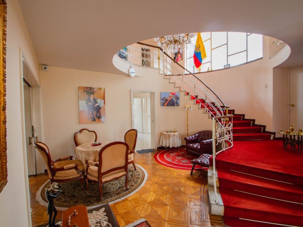 Casa de 5 alcobas en venta en Libertador, Bogotá, 857 m² · foto 12 de 20
