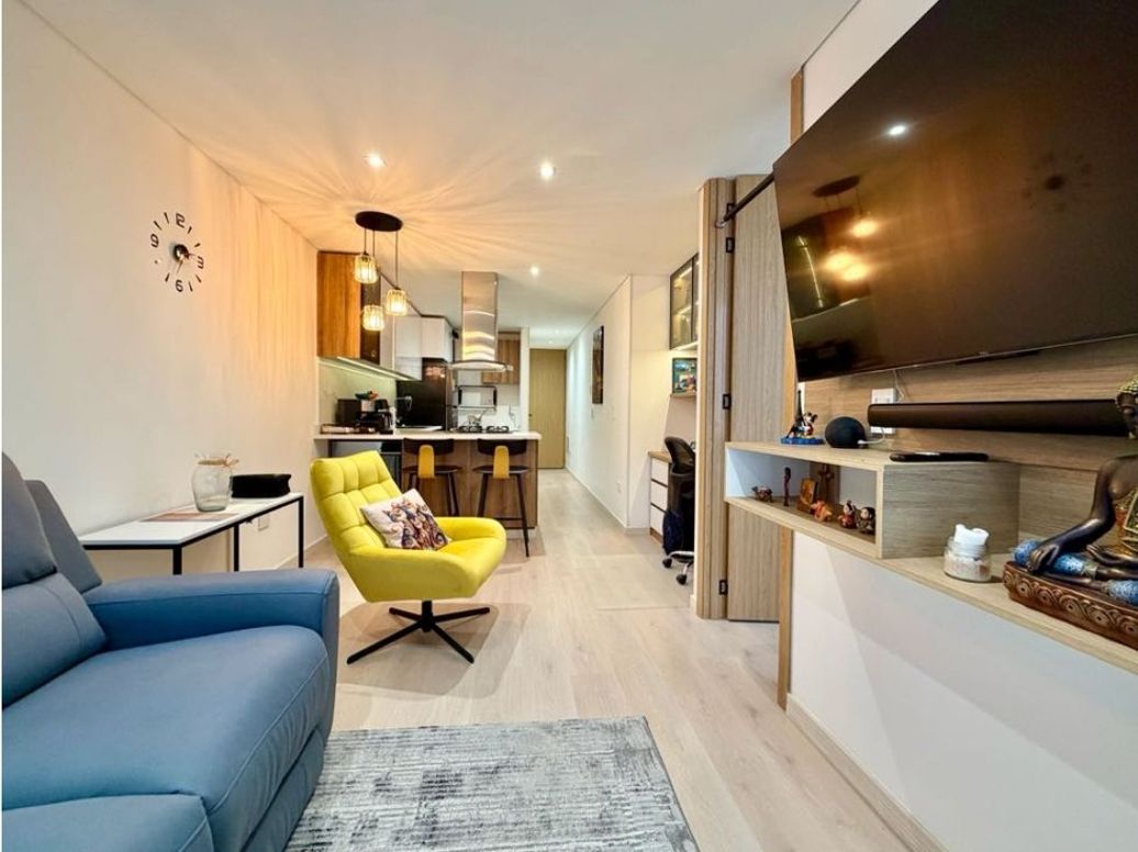 Apartaestudio en venta en Cedritos, Bogotá, 46 m² · foto 3 de 16