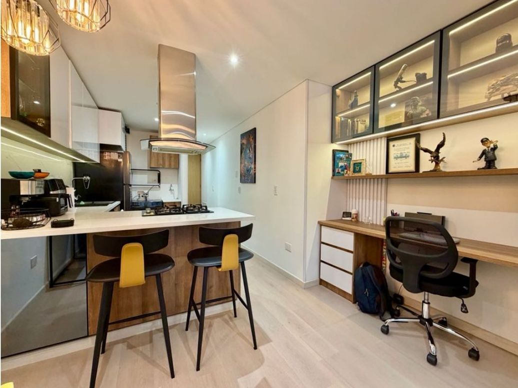 Apartaestudio en venta en Cedritos, Bogotá, 46 m² · foto 4 de 16