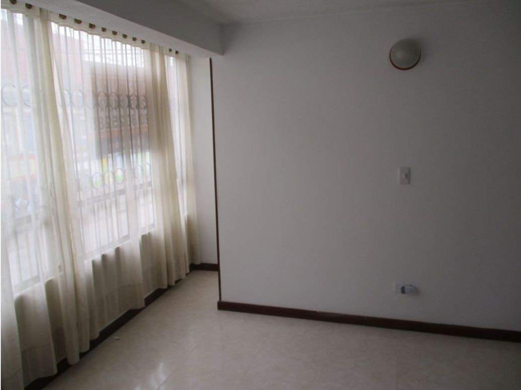 Apartamento de 2 alcobas en venta en Villemar, Bogotá, 67 m² · foto 3 de 20