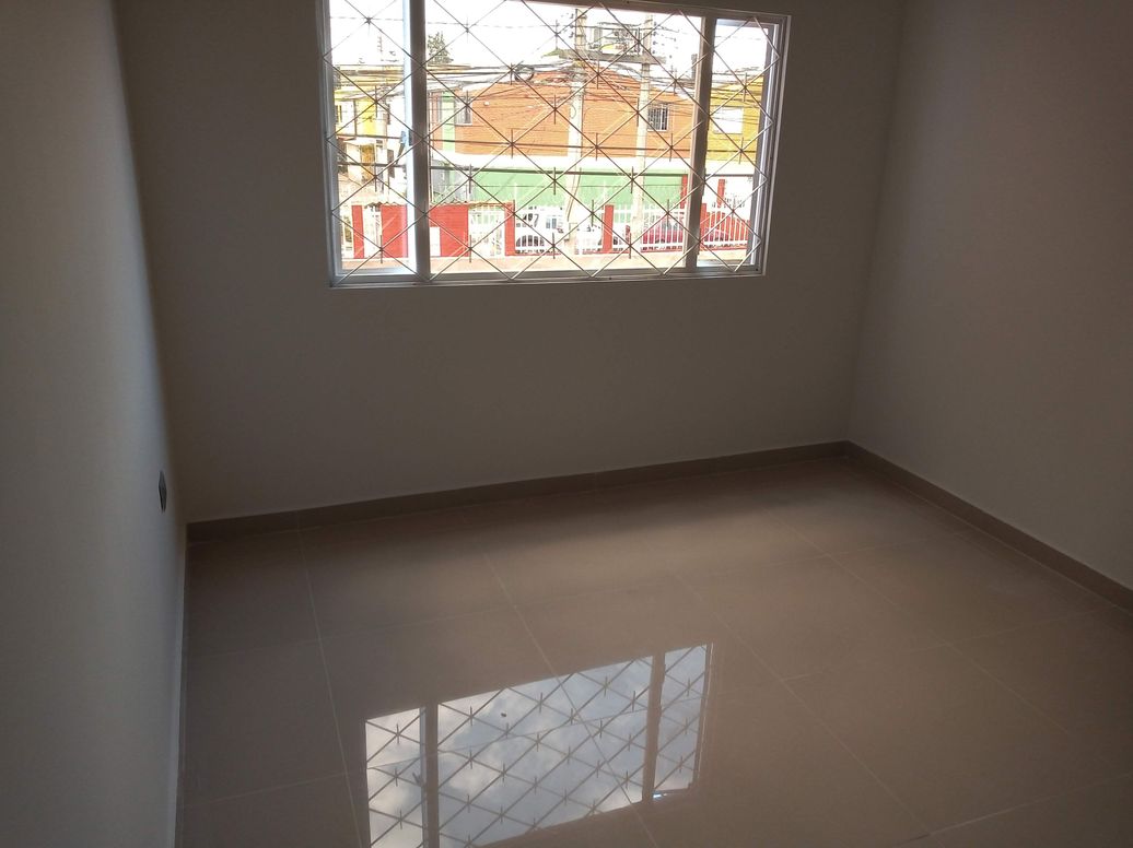 Casa de 3 alcobas en venta en Álamos Norte, Bogotá, 110 m² · foto 19 de 20