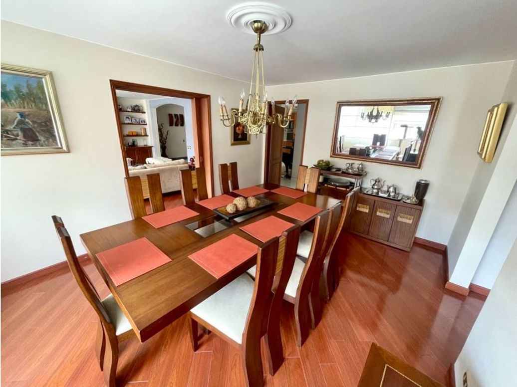 Apartamento de 3 alcobas en venta en Santa Barbara, Bogotá, 153 m² · foto 5 de 19