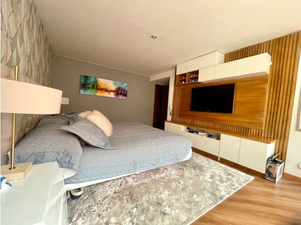 Apartamento de 3 alcobas en venta en Santa Barbara, Bogotá, 153 m² · foto 17 de 19