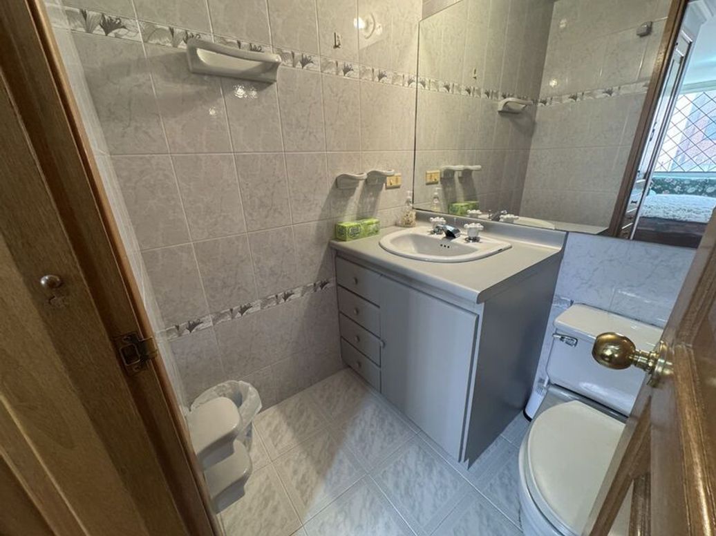 Apartamento de 3 alcobas en venta en Bella Suiza, Bogotá, 131 m² · foto 13 de 20