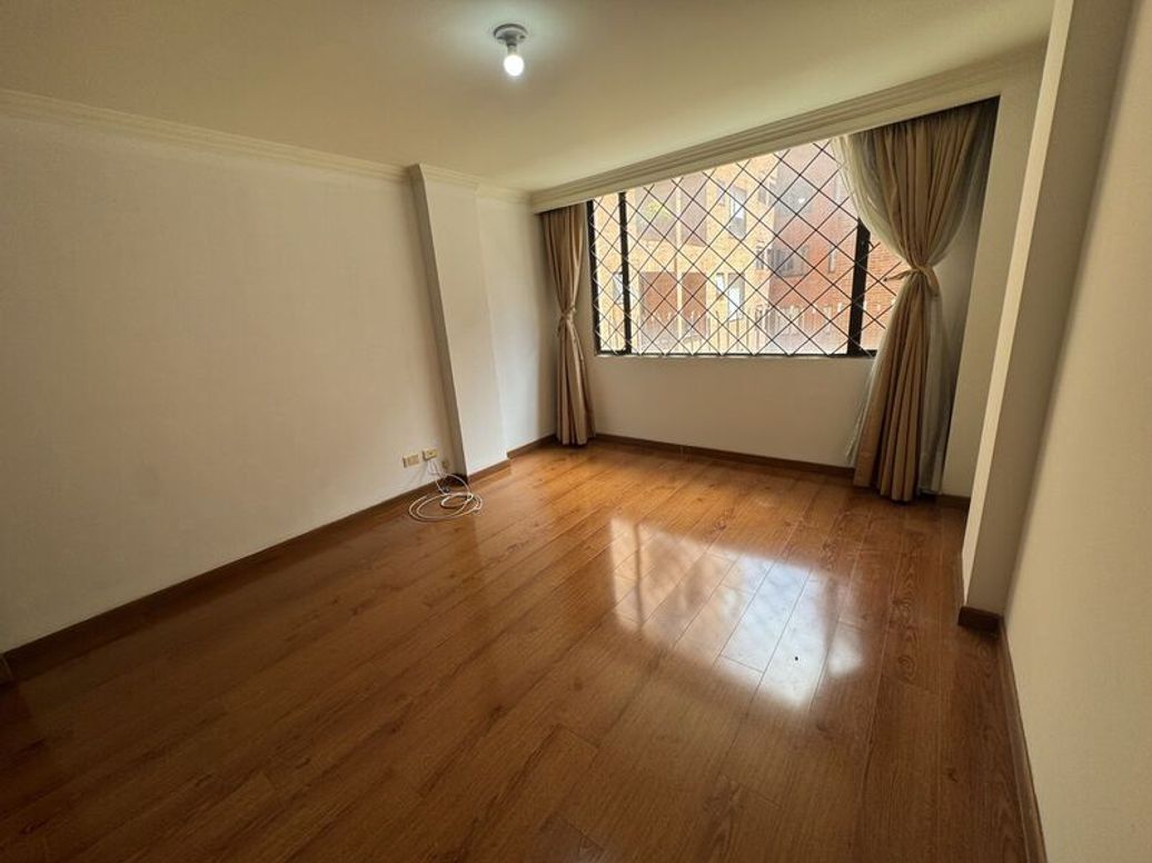 Apartamento de 3 alcobas en venta en Bella Suiza, Bogotá, 131 m² · foto 16 de 20