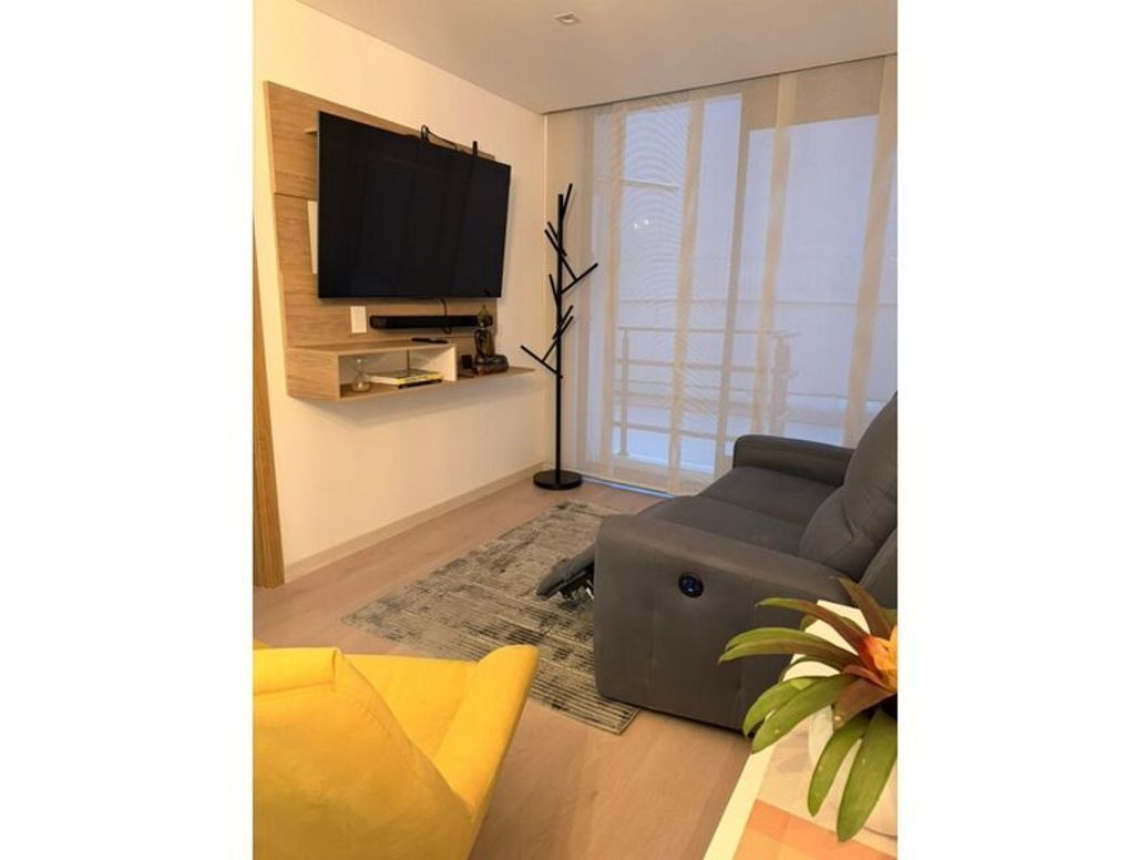 Apartaestudio en venta en Acacias Usaquen, Bogotá, 46 m² · foto 2 de 14