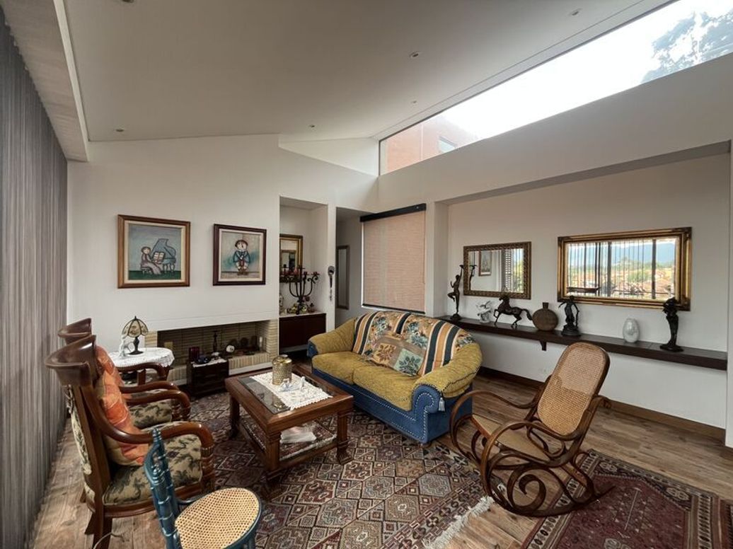 Apartamento de 3 alcobas en venta en Conejera, Bogotá, 230 m² · foto 2 de 20