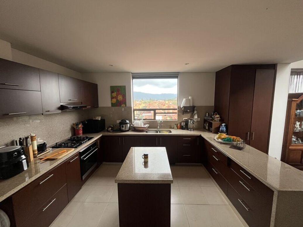 Apartamento de 3 alcobas en venta en Conejera, Bogotá, 230 m² · foto 6 de 20