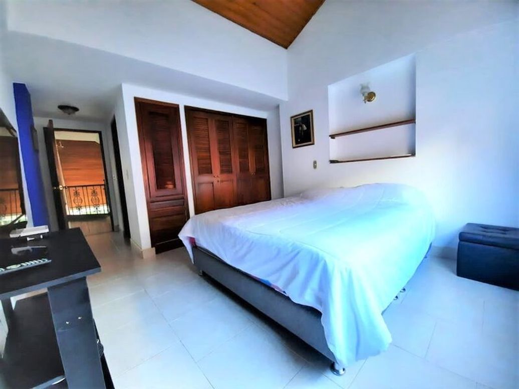 Casa de 3 alcobas en venta en Prado Veraniego Norte, Bogotá, 195 m² · foto 12 de 14