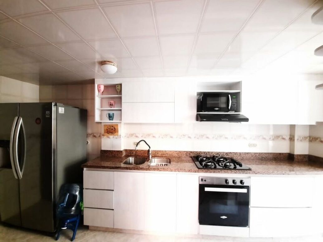 Casa de 3 alcobas en venta en Prado Veraniego Norte, Bogotá, 195 m² · foto 5 de 14