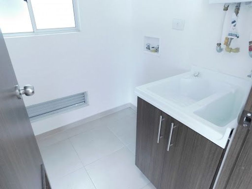 Apartamento de 3 alcobas en venta en Nueva Castilla, Bogotá, 67 m² · foto 6 de 20