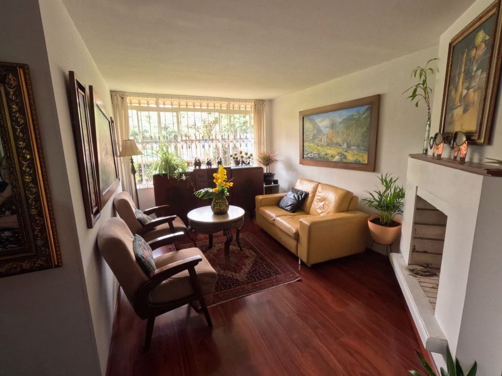 Apartamento de 3 alcobas en venta en Mazurén, Bogotá, 80 m² · foto 2 de 20